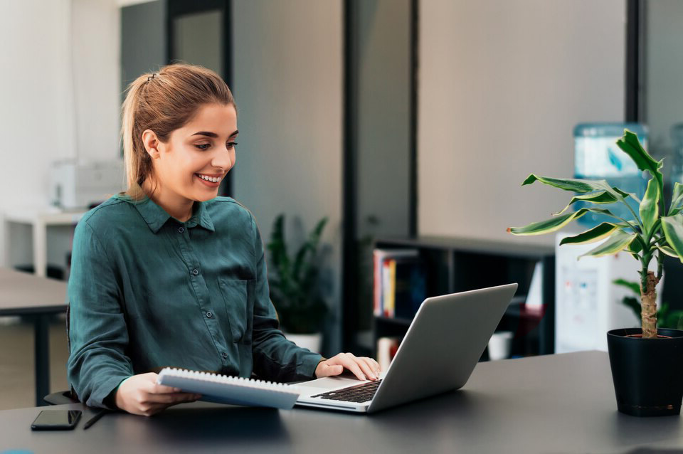 Woman With Laptop1.jpg