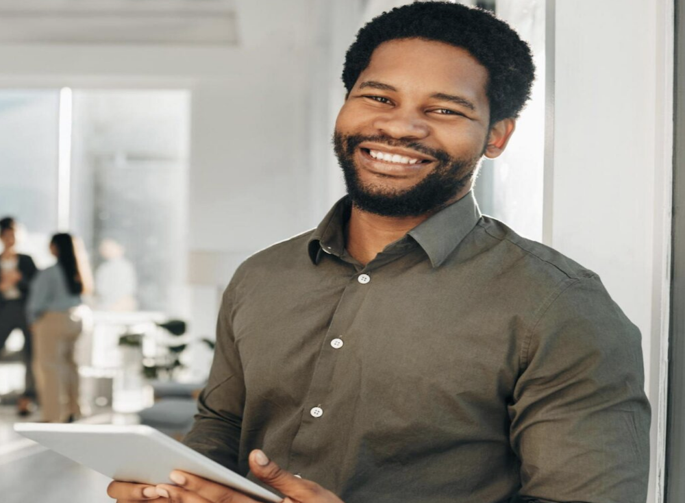 Man learning new skill on app.
